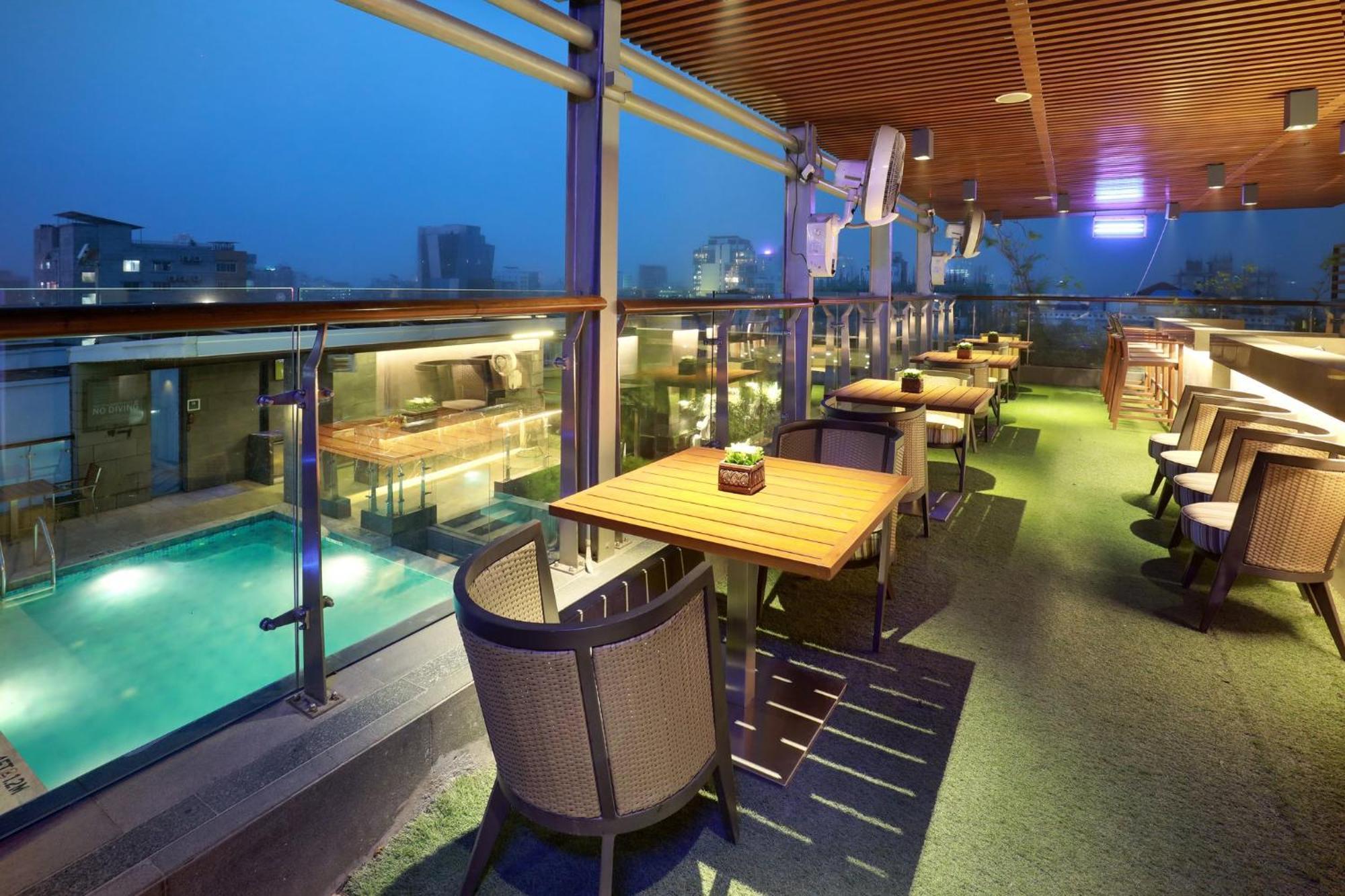 Doreen Hotel Dhaka Buitenkant foto
